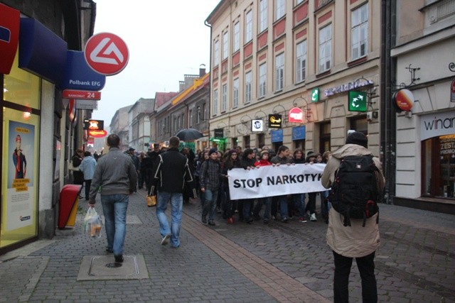 Marsz protestacyjny bielskiej młodzieży