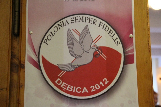 Polonia Semper Fidelis w Dębicy