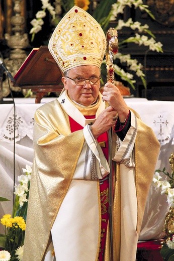 Abp Marian Gołębiewski 