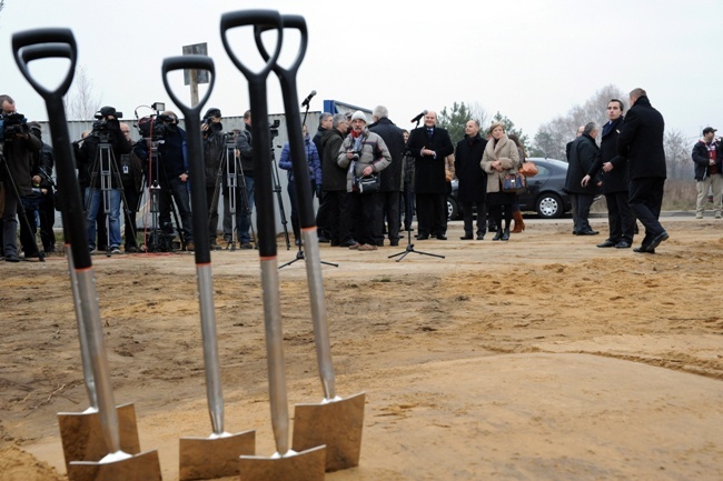 Wbito pierwsze łopaty pod budowę nowej Fabryki Broni