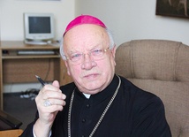  Biskup Józef Zawitkowski nie ma wątpliwości, że Rok Wiary to czas stawiania sobie trudnych pytań