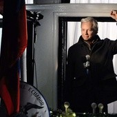Assange "nie da się zastraszyć"