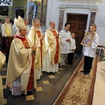 21 sierpnia. Sanktuarium w Błotnicy obchodziło 35. rocznicę koronacji wizerunku MB Pocieszenia, koronowanego przez kard. Karola Wojtyłę