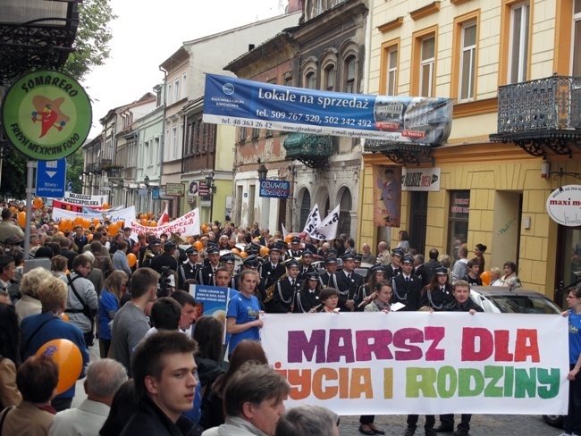 3 czerwca. Ulicami Radomia przeszedł marsz „Dla życia i rodziny”