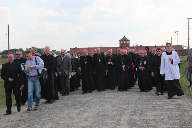 Międzynarodowa modlitwa w dniu 70. rocznicy śmierci św. Edyty Stein w KL Auschwitz-Birkenau