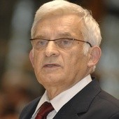 Buzek szefem Rady Instytutu Adama Mickiewicza