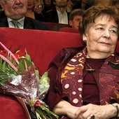  W 2008 r. Kraków nadał Danucie Michałowskiej honorowe  obywatelstwo miasta