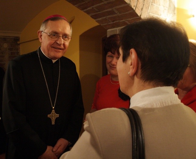 Biskup Edward Dajczak spotkał się z nauczycielami ze Słupska