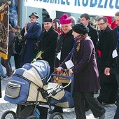 Zmiana nazwy pochodu podkreśla fakt, że w marszu  bierze udział wiele rodzin 