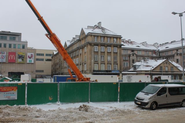 Targowa 70 i sąsiadujące centrum handlowe Warszawa Wileńska 