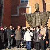  Wycieczka do Tarnowa i pamiątkowe zdjęcie koło katedry