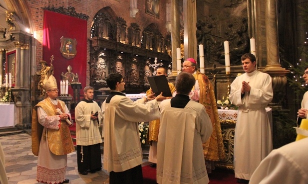 Podarowani Bogu, płonący i promieniejacy