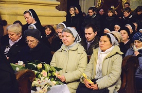  Siostry zakonne i bracia odnowili swoje śluby w lubelskiej katedrze