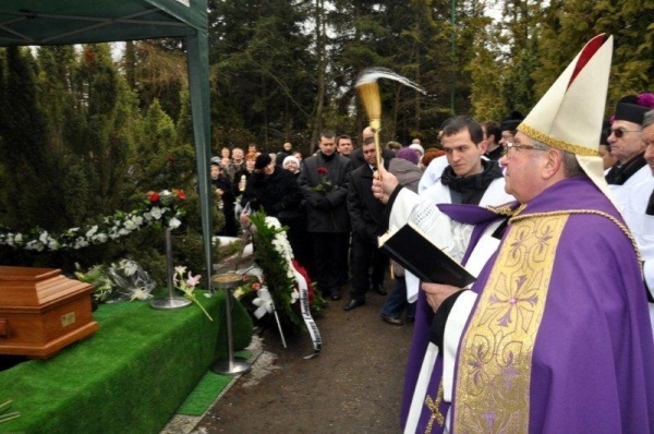 Uroczystości pogrzebowe ks. Edwarda Masewicza