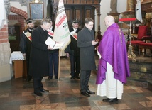 Kapłan odznaczony przez Solidarność