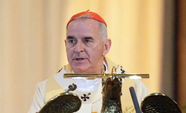 Papież przyjął rezygnację kard. O'Briena i bp. Blina