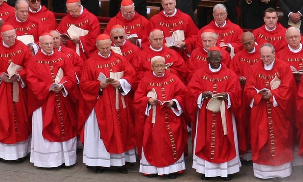 Kardynałowie - "straż przyboczna" papieża