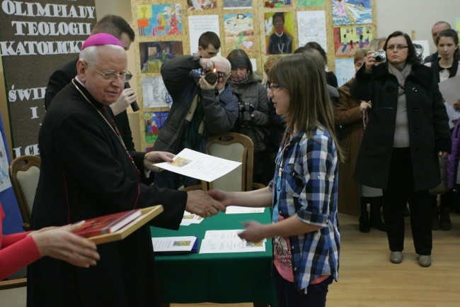 Podsumowanie olimpiad i konkursów A.D. 2013