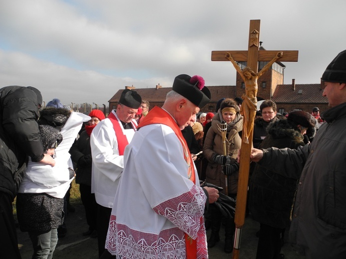 Droga Krzyżowa w intencji trzeźwości w Oświęcimiu-Brzezince