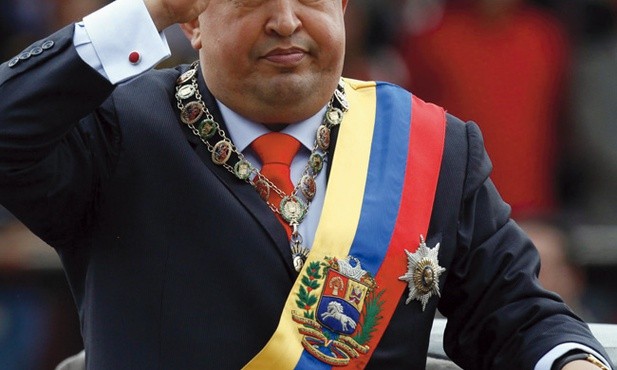 Hugo Chávez, prezydent Wenezueli. Był żołnierzem, ale chodził ubrany po cywilu. Dokładnie odwrotnie niż jego ideowy sojusznik Fidel Castro