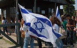 Młodzi z Izraela odwiedzają obóz zagłady