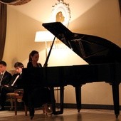Trójka młodych wirtuozów zagrała Chopina dla sochaczewskiej publiczności
