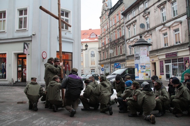 Droga Krzyżowa ulicami Kluczborka