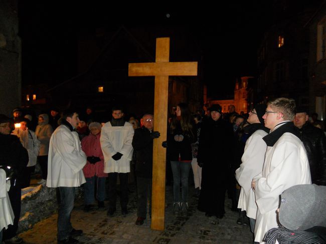 Droga Krzyżowa ulicami Połczyna-Zdroju