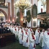 We Mszy św. uczestniczyli też obecni i byli wychowawcy legnickich kleryków