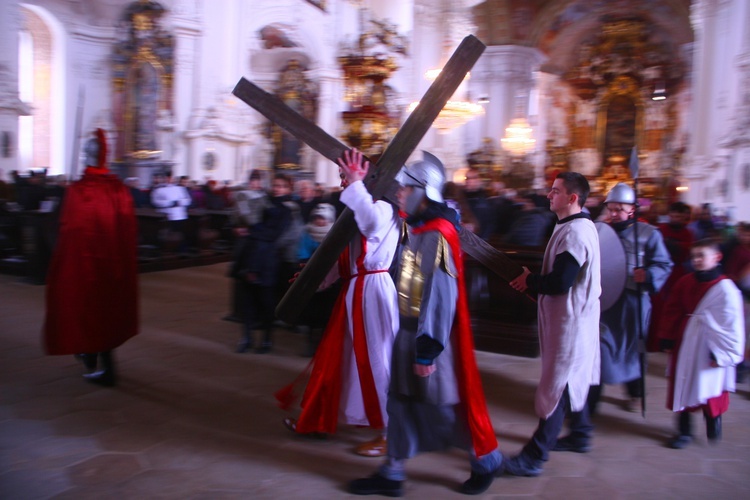 Wielki Piątek w obiektywie