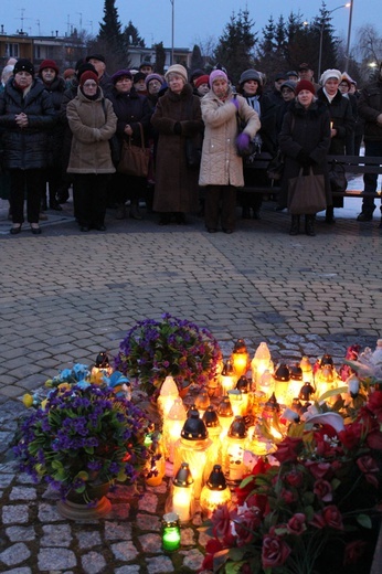 Pamiętali o ósmej rocznicy