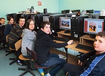 Nowoczesne Centrum  Edukacyjne w Pałecznicy  (woj. małopolskie) powstało  przy udziale Funduszy  Europejskich   