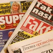 Gazety lecą w dół