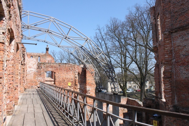 Pałac i park w Żmigrodzie