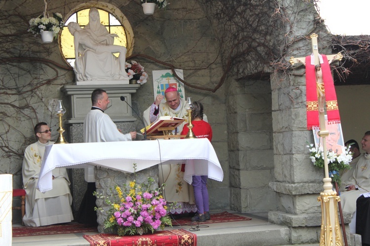 Eucharystia pątników z bp. Piotrem Gregerem