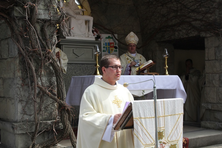 Eucharystia pątników z bp. Piotrem Gregerem