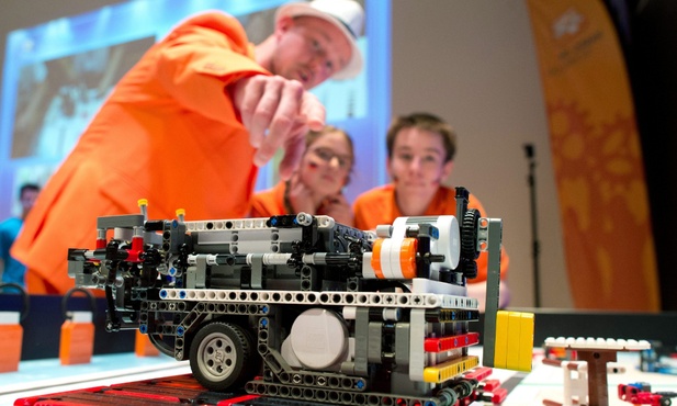 Mistrzostwa robotów Lego