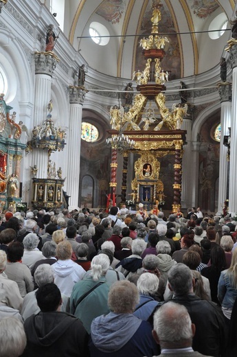 Pielgrzymka Różańcowa do Skrzatusza