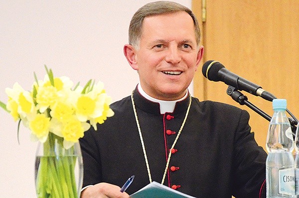 Abp Mieczysław Mokrzycki opowiadał studentom KUL o swojej pracy u boku Jana Pawła II