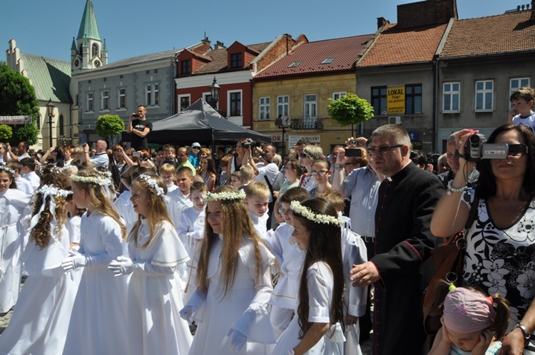 Taniec wielkanocny w Brzesku