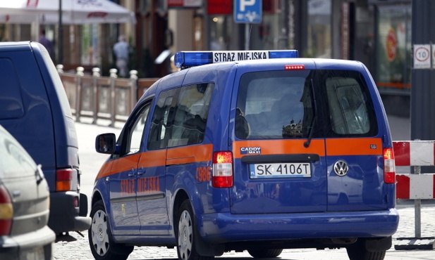 Katowice: Policja zatrzymała 15 strażników