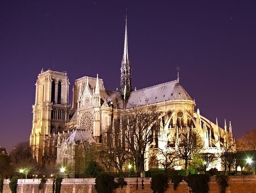 Samobójstwo w katedrze Notre-Dame