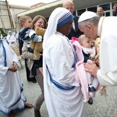 Papież odwiedził przytułek dla ubogich