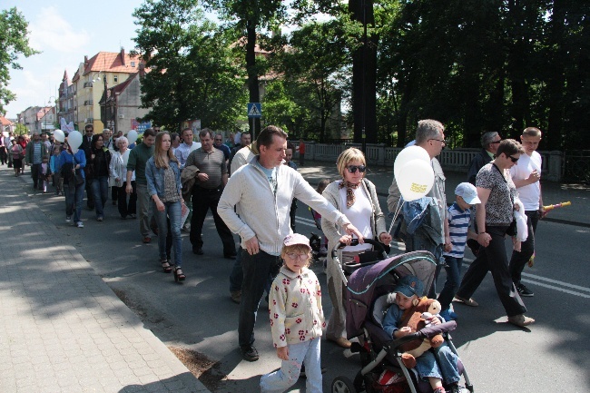 Marsz dla Życia i Rodziny w Koźlu