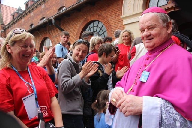 Bp senior Tadeusz Rakoczy kończy posługę