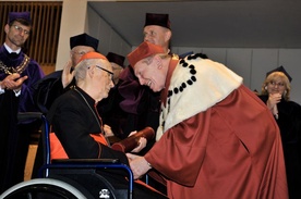Odnowienie doktoratu kard. S. Nagyego podczas święta patronalnego KUL w 2012 r. 