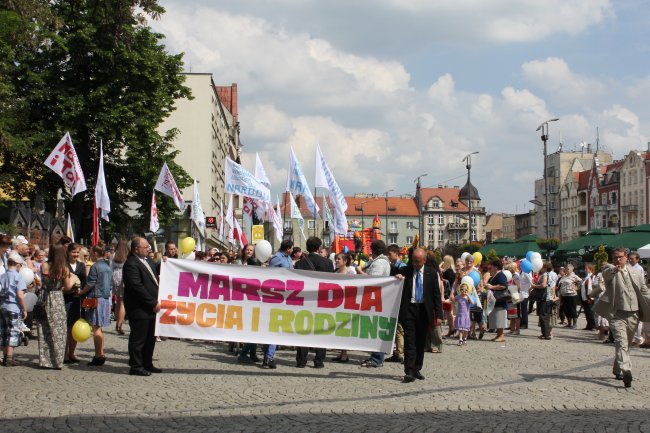 Marsz za życiem i rodziną w Bytomiu