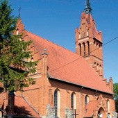  Obecny kościół został zbudowany w 1911 roku, ale udało się uratować wiele cennego wyposażenia z poprzedniej świątyni, która spłonęła 