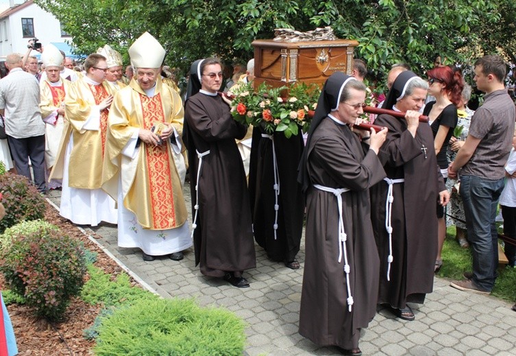 Relikwiarz bł. Małgorzaty Łucji w kościele