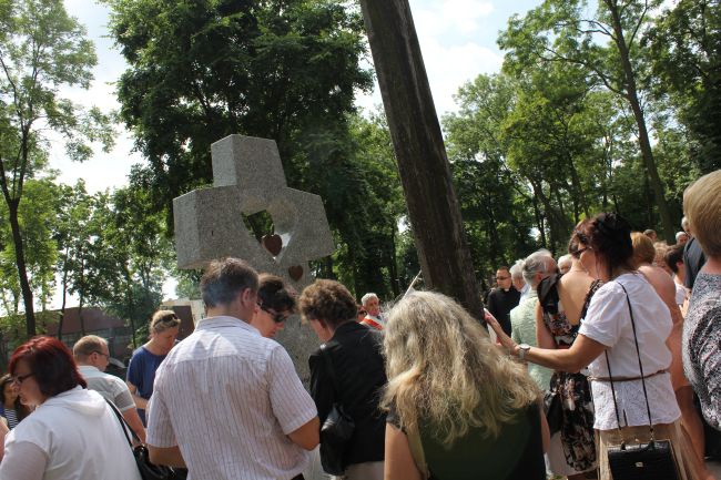 Pogrzeb dzieci zmarłych przed narodzeniem